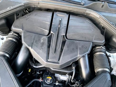 Used 2021 Genesis GV80 3.5T Advanced + w/ Prestige Package 07 image 32