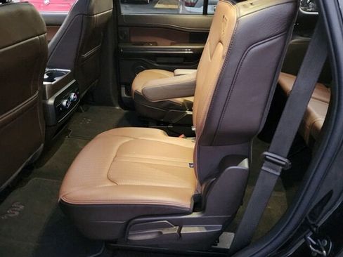Used 2024 Ford Expedition King Ranch image 8