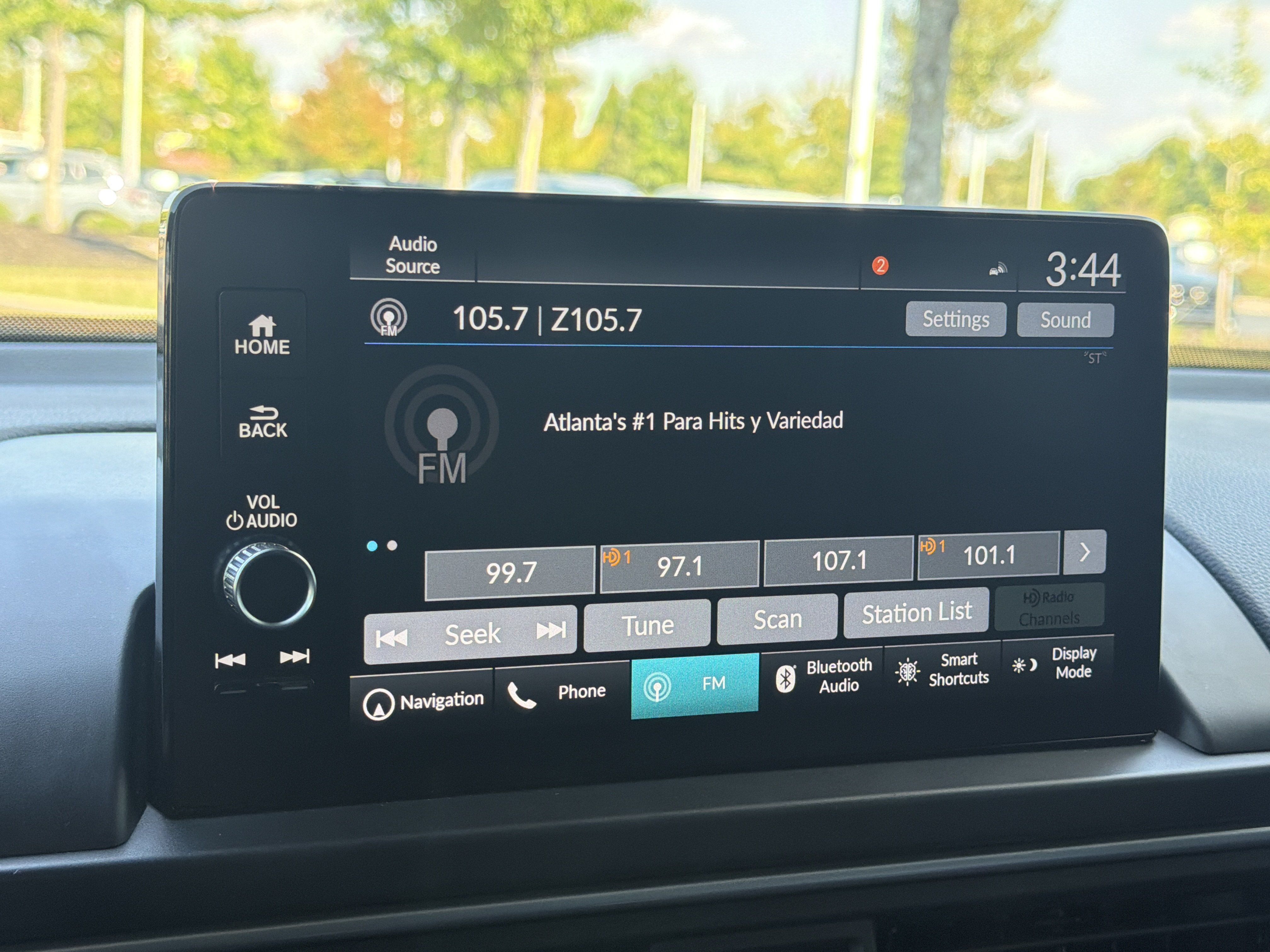 Certified 2025 Honda Pilot Black Edition image 14
