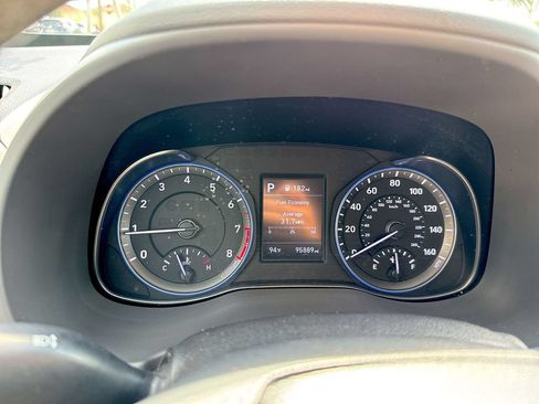 Used 2019 Hyundai Kona SEL FWD image 48