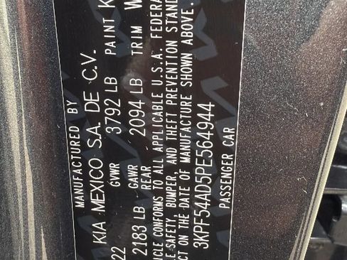 Used 2023 Kia Forte GT-Line w/ GT-Line Premium Package FWD image 32