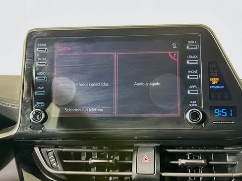 Used 2019 Toyota C-HR LE FWD image 23