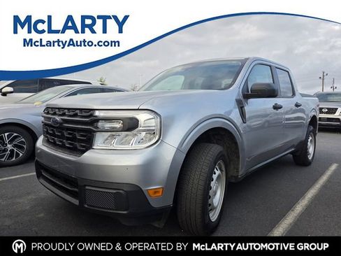 Used 2023 Ford Maverick XL image 1