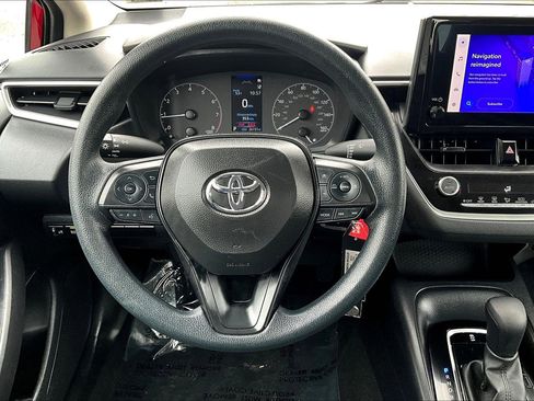 Used 2024 Toyota Corolla LE image 5