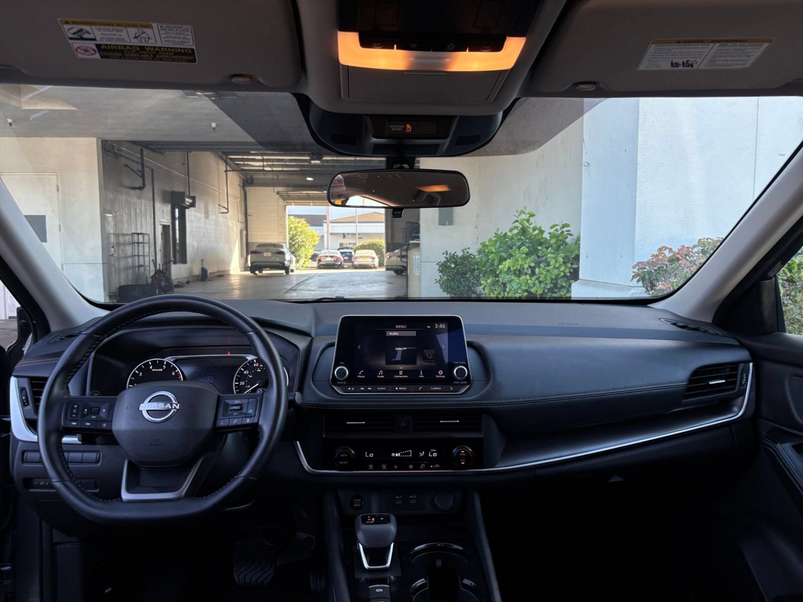Used 2025 Nissan Rogue SV AWD/4WD image 34