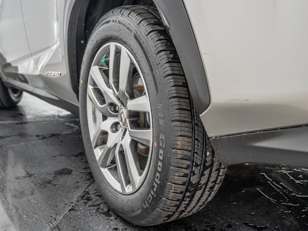 Used 2015 Lexus NX 300h AWD w/ Luxury Package image 48