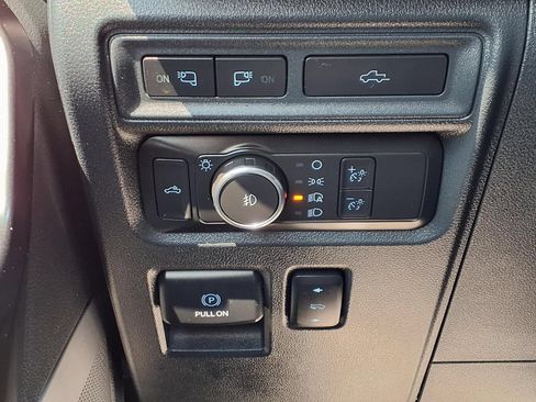 Used 2021 Ford F150 Raptor w/ Equipment Group 801A High AWD/4WD image 22
