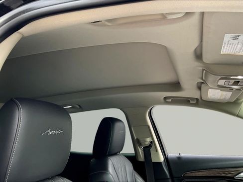 Used 2022 Buick Envision Avenir w/ Technology Package II FWD image 27