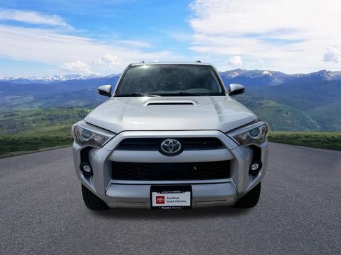Used 2021 Toyota 4Runner TRD Off-Road Premium w/ Moonroof Package AWD/4WD image 9