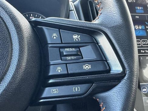 Used 2024 Subaru Crosstrek 2.5i Limited w/ Crosstrek Mirror Package image 16