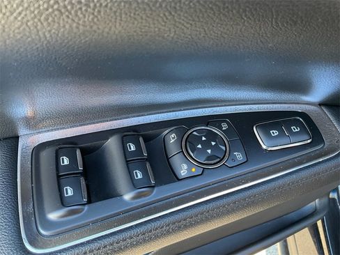 Used 2020 Lincoln Continental Reserve image 28