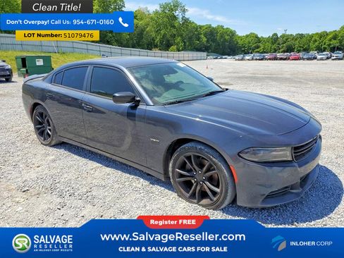 Used 2016 Dodge Charger R/T w/ Navigation & Travel Group RWD image 5