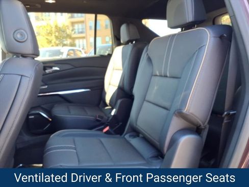 New 2026 Chevrolet Traverse High Country w/ LPO, Floor Liner Package image 25
