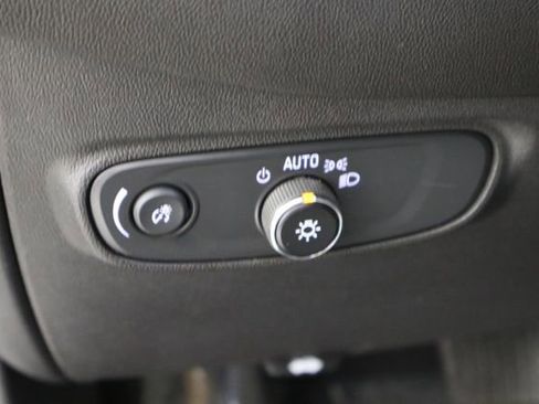 Used 2023 Chevrolet Equinox LS w/ Sport Edition FWD image 20