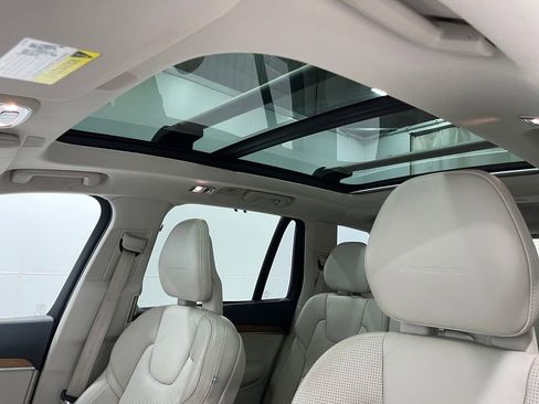 Used 2017 Volvo XC90 T6 Inscription w/ Vision Package image 12