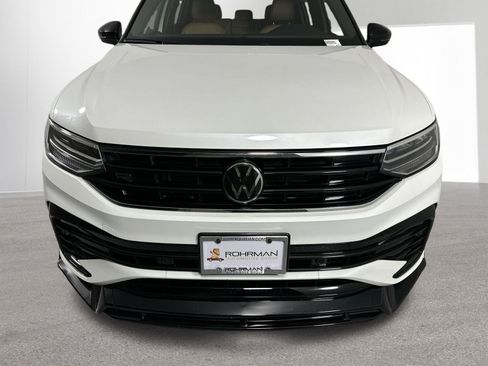 Used 2024 Volkswagen Tiguan SE R-Line image 28
