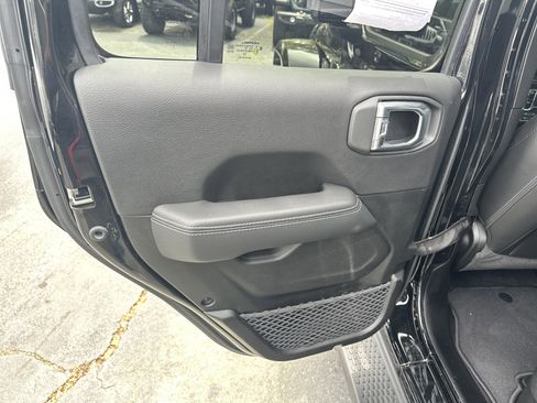 Used 2023 Jeep Wrangler Sahara w/ Cold Weather Group image 24