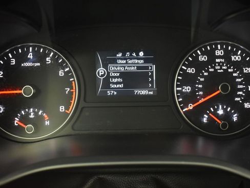 Used 2018 Kia Optima LX image 12