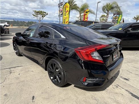 Used 2020 Honda Civic Sport image 4