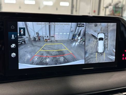 Used 2023 Hyundai Palisade Limited image 21