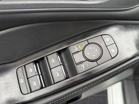 New 2026 Nissan Rogue SV image 25