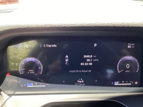 Certified 2023 Jeep Grand Cherokee Laredo X AWD/4WD image 17