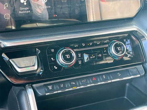 Certified 2024 GMC Sierra 2500 Denali w/ Denali Reserve Package image 19