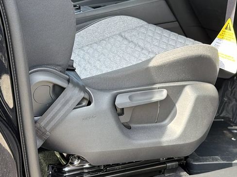 New 2026 Volkswagen Tiguan S AWD/4WD image 9