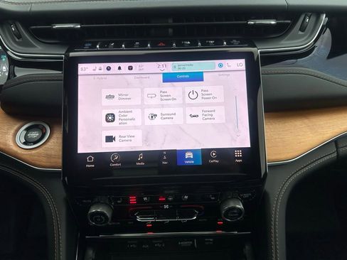 Used 2023 Jeep Grand Cherokee Summit image 27