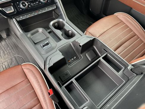 Certified 2024 GMC Sierra 2500 Denali Ultimate image 22