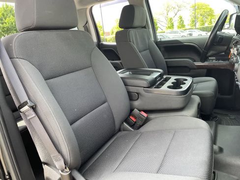 Used 2016 GMC Sierra 1500 SLE w/ Suspension Package, Off-Road AWD/4WD image 14