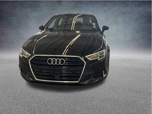 Used 2018 Audi A3 2.0T Premium FWD image 2