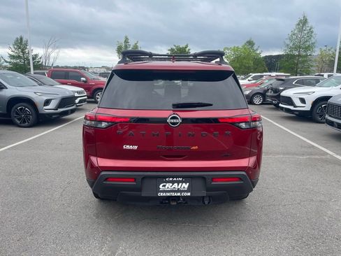 Used 2024 Nissan Pathfinder Rock Creek image 6