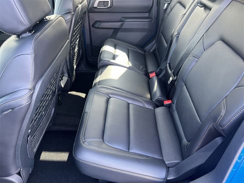 New 2026 Ford Bronco Badlands AWD/4WD image 18