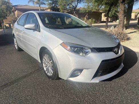 Used 2014 Toyota Corolla LE FWD image 10