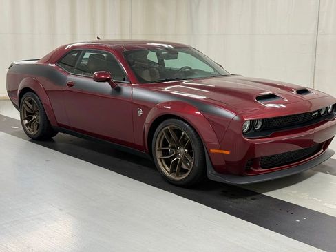 Used 2023 Dodge Challenger SRT Hellcat RWD image 7