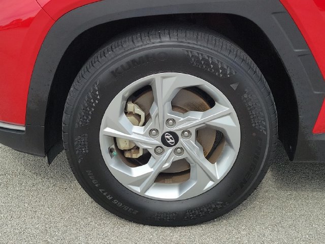 Used 2023 Hyundai Tucson SEL FWD image 8