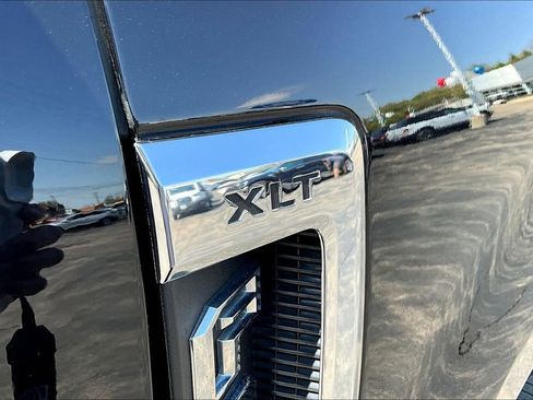 Used 2022 Ford F350 XLT w/ XLT Value Package AWD/4WD image 26