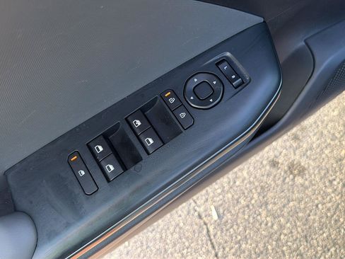 Used 2025 Kia K4 FWD image 30