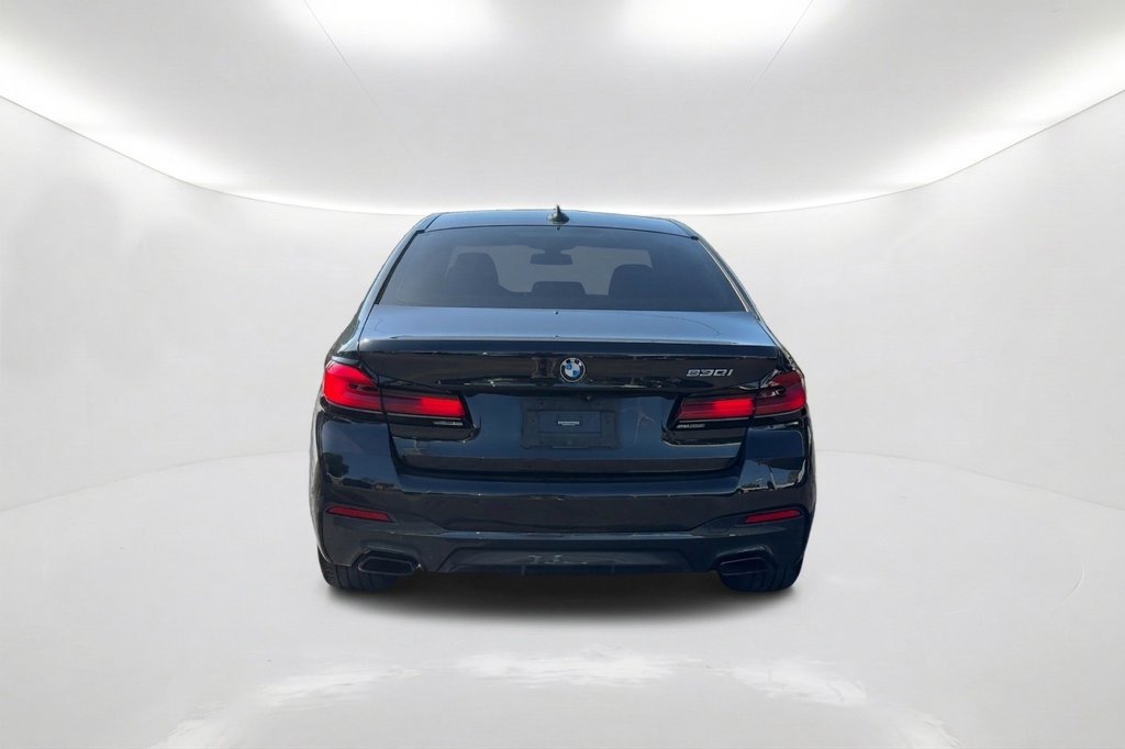 Used 2022 BMW 530i w/ M Sport Package RWD image 7