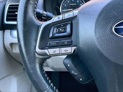 Used 2015 Subaru Crosstrek 2.0i Limited image 23