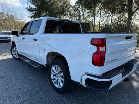 Used 2023 Chevrolet Silverado 1500 Custom image 9