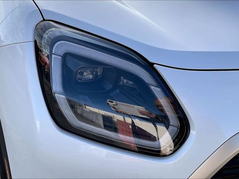 Certified 2025 MINI Cooper Countryman S image 28