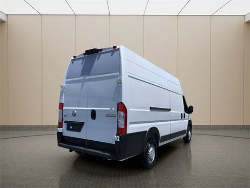 New 2024 RAM ProMaster 3500 w/ Premium Convenience Group image 5