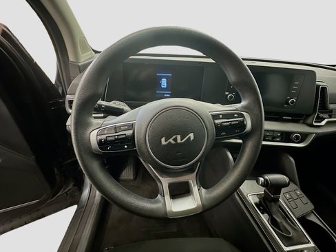 Used 2024 Kia Sportage LX image 18