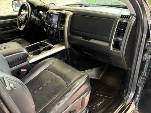 Used 2018 RAM 2500 Laramie w/ Sport Appearance Group AWD/4WD image 16