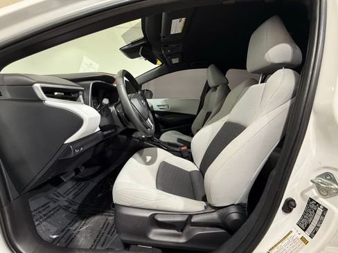 Certified 2025 Toyota Corolla SE image 13