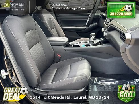 Used 2024 Nissan Altima 2.5 SV AWD/4WD image 20