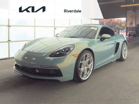 Used 2019 Porsche 718 Cayman S image 1