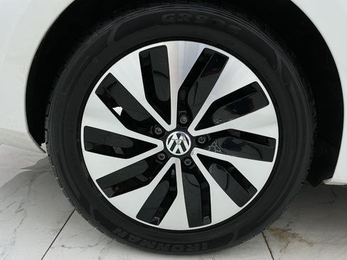 Used 2016 Volkswagen Jetta SEL Premium FWD image 48